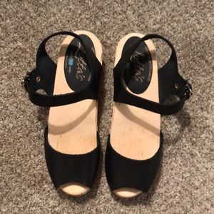 NWOT Lotta’s Clogs